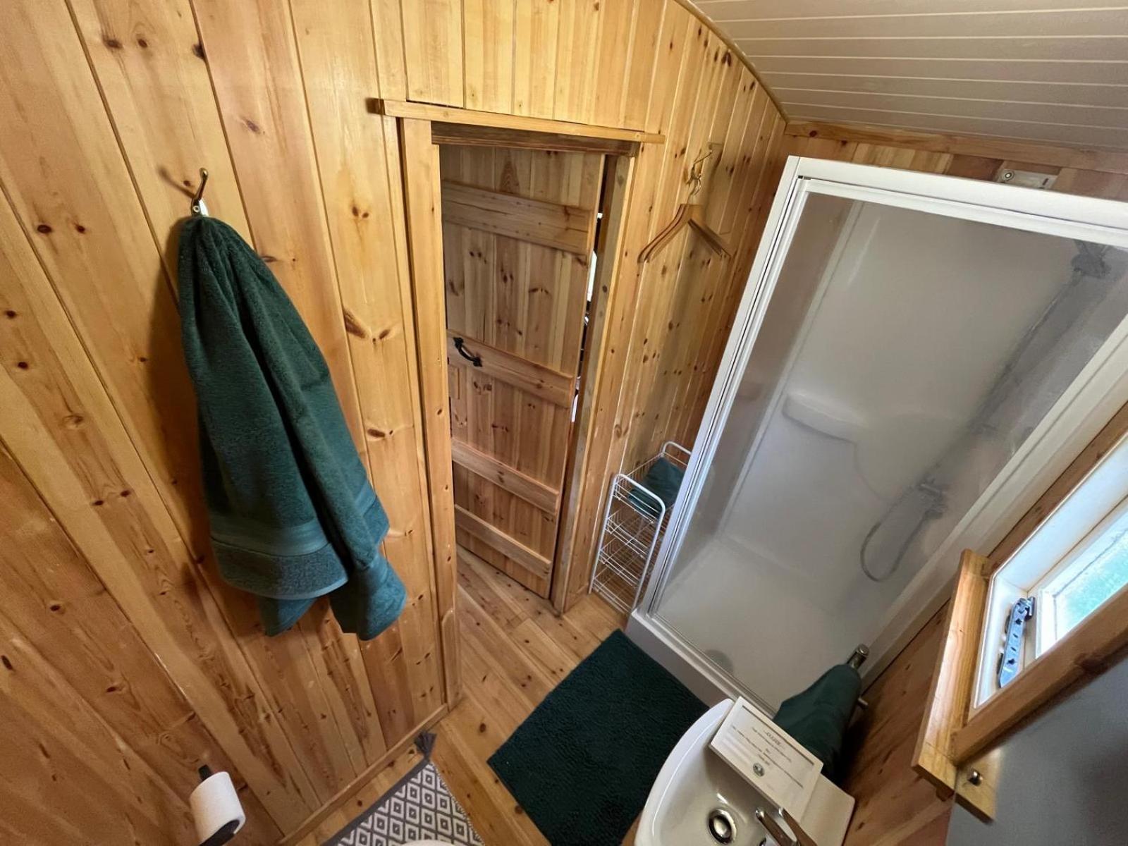 Miners_meadow Self Contained Shepherds Hut Redruth