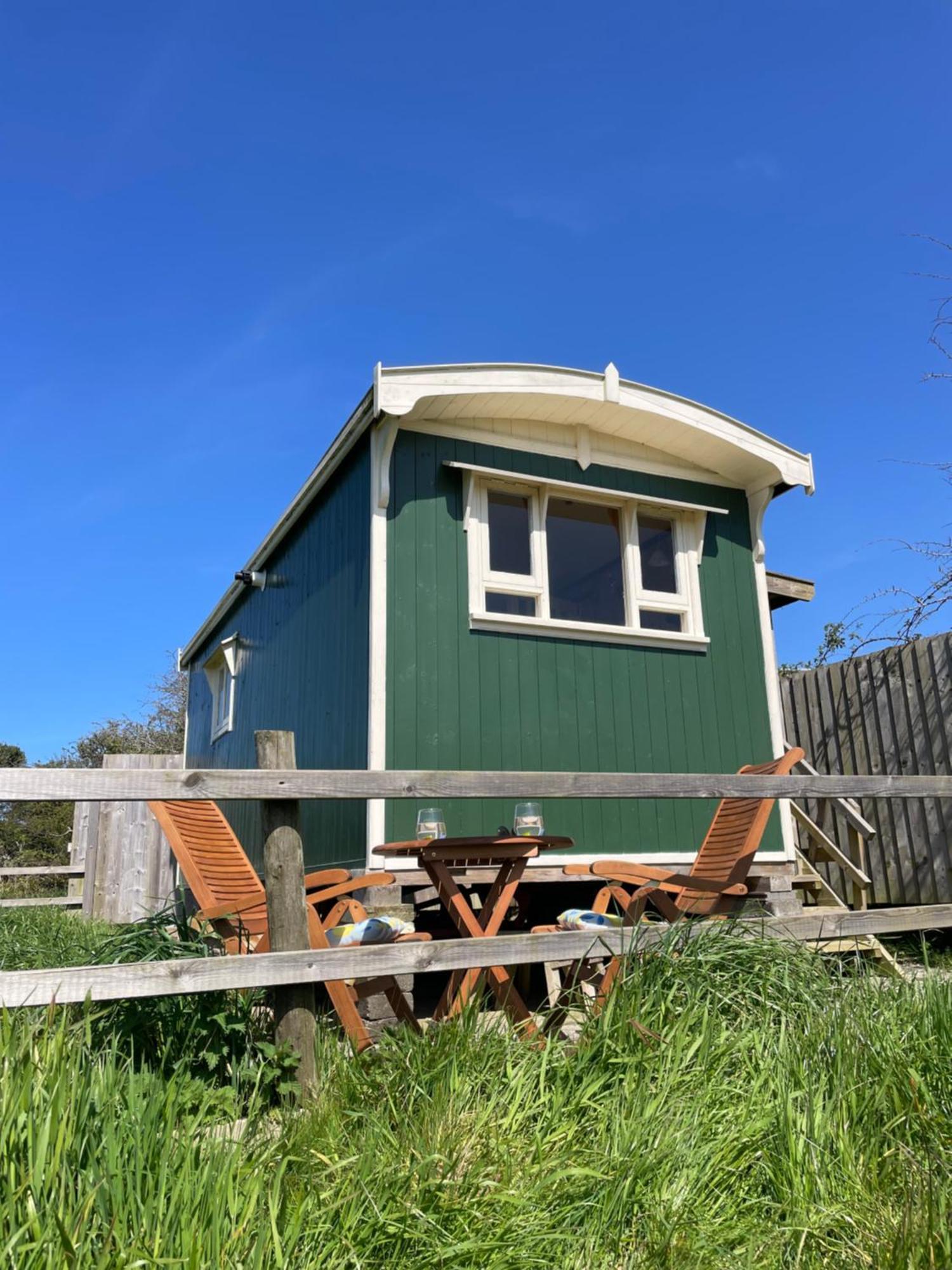 Miners_meadow Self Contained Shepherds Hut Luxury tent *